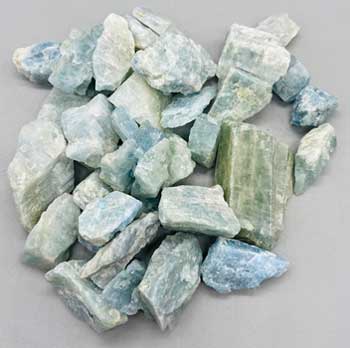 1 lb Aquamarine, Blue untumbled stones