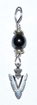 Arrowhead pendant with hematite bead